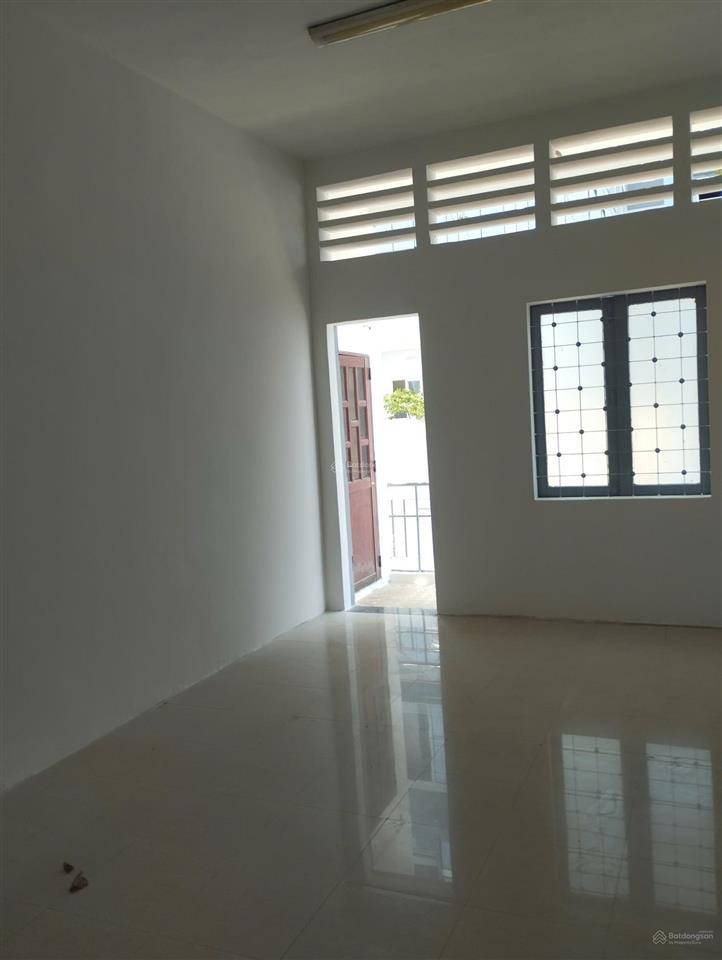 Bán căn chung cư 70m2 chung cư đại học an ninh đường cống quỳnh giá 5.8 tỷ