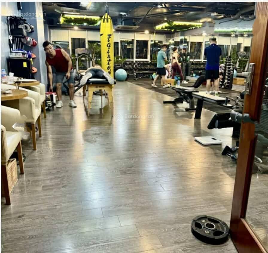 Siêu phẩm 12 tầng phố bùi thị xuân  trái tim phố cổ  doanh thu 300 triệu/tháng