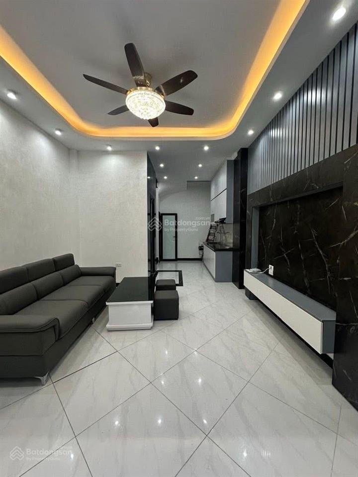 Khương đình  35m2 x 6 tầng thang máy  mt 4m  lô góc  ngõ 3 gác rộng thoáng  gần phố