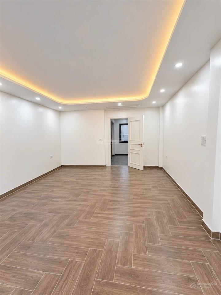 Phân lô kim mã 53m xây mới 8 tầng thang máy ngõ thông ô tô tránh kinh doanh  2 mặt ngõ  2xty