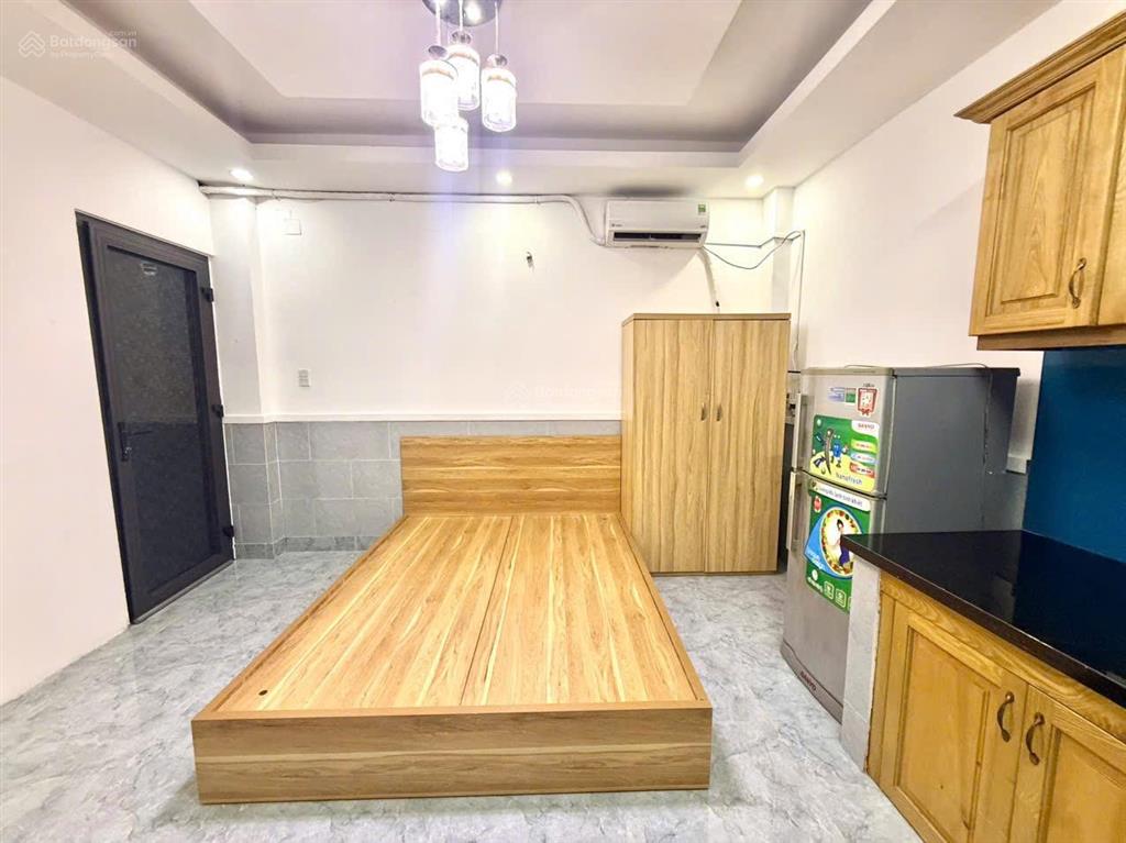 Cho thuê chdv ngay đại học vlu, trục phạm văn đồng, emart phan văn trị
