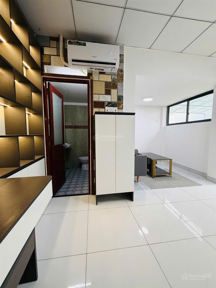 Căn hộ 1 phòng ngủ ban công siêu rộng ngay phan đăng lưu qua quận 1, 3 thuận tiện full nội thất!