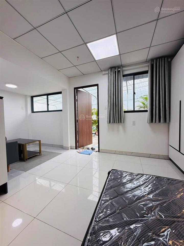 Căn hộ 1 phòng ngủ ban công siêu rộng ngay phan đăng lưu qua quận 1, 3 thuận tiện full nội thất!