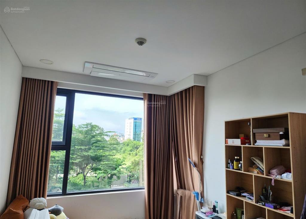 Giảm sâu, chủ nhà cần bán gấp căn 2 phòng ngủ, 78m2, căn góc  giá 7,5 tỷ