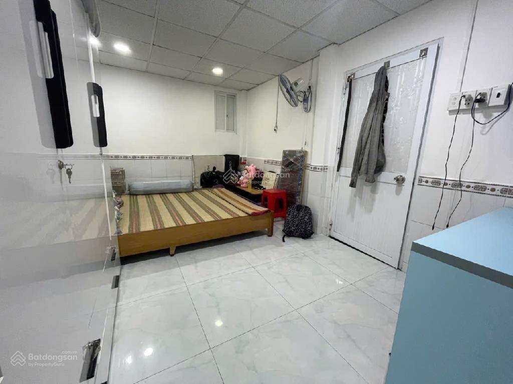 Phạm văn chiêu gò vấp đường nhựa 6m xe hơi ngủ trong nhà~ 56m2  sổ a4 chỉ 6.4tỷ(tl)