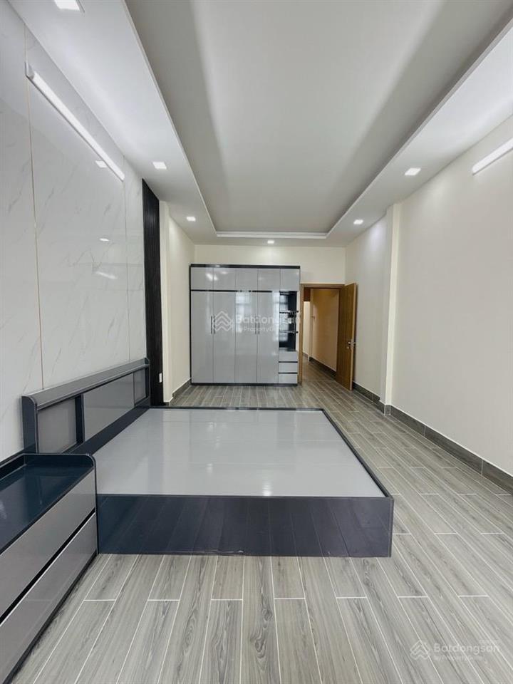 Nguyễn văn đậu bình thạnh 69m2 2 tầng hxh tặng nội thất hơn 8 tỷ (tl)