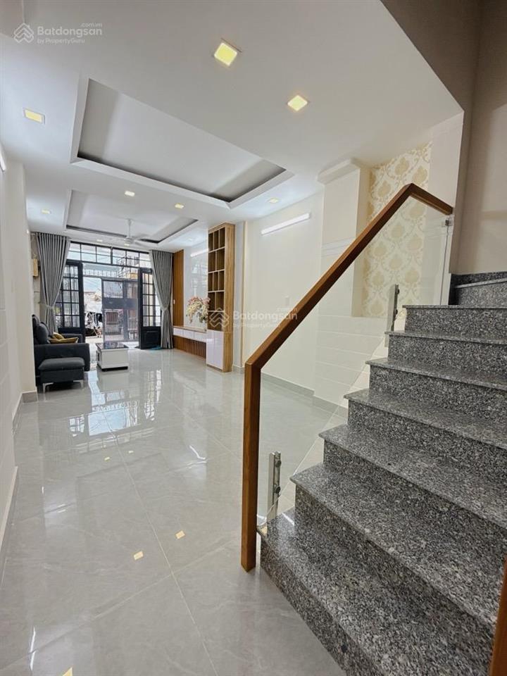 Nguyễn văn đậu bình thạnh 69m2 2 tầng hxh tặng nội thất hơn 8 tỷ (tl)