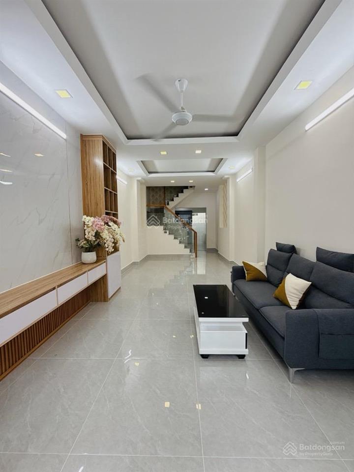 Nguyễn văn đậu bình thạnh 69m2 2 tầng hxh tặng nội thất hơn 8 tỷ (tl)
