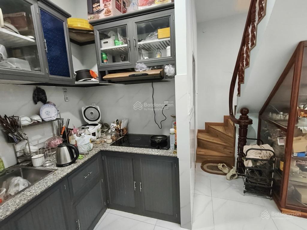 Hxh nguyên hồng  kế bình thạnh  31m2 (3.8 x 8m) 4tầng  lô góc  sát mặt tiền  6.5 tỷ (tl)