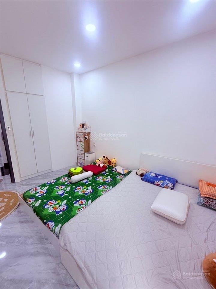Phan đình phùng phú nhuận  30m2 2 tầng gần mt trường sa  4.55 tỷ (tl)