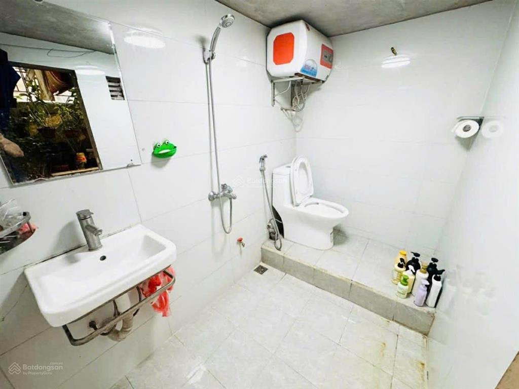 Bán gấp nhà mặt phố đường dương văn bé, 17,9 tỷ, 62m2, quận hai bà trưng, hà nội