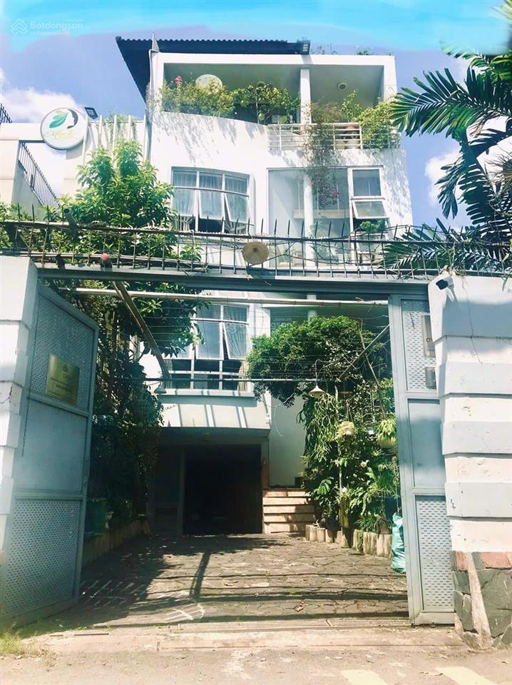 (135tr/m2) bán nhà thích quảng đức, p4 phú nhuận, 6,5x24,5m, hầm 4 tầng, 550m2 sàn, giá 21,9 tỷ