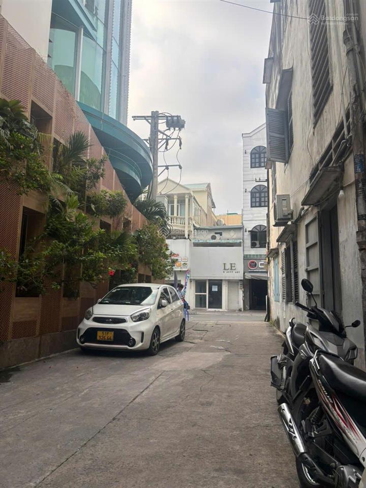 (205tr/m2)bán nhà huỳnh văn bánh, phú nhuận, 9x21m, công nhận 184,9m2, 5 tầng, thang máy, giá 38 tỷ