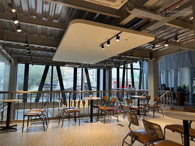 Cho thuê mặt bằng ung văn khiêm, thạnh mỹ tây, 320m², 2 tầng, 2 thang máy, 165 triệu/tháng