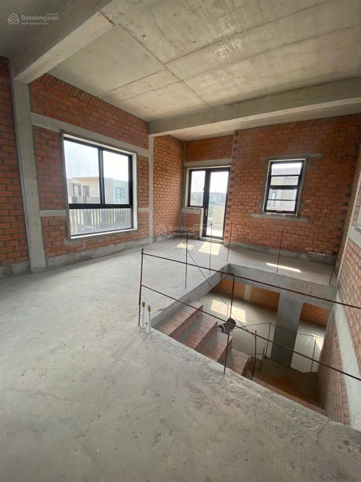 Bán nhà phố vườn izumi canaria  giỏ hàng cđt, chiết khấu đến 11%, thanh toán trong 36 tháng