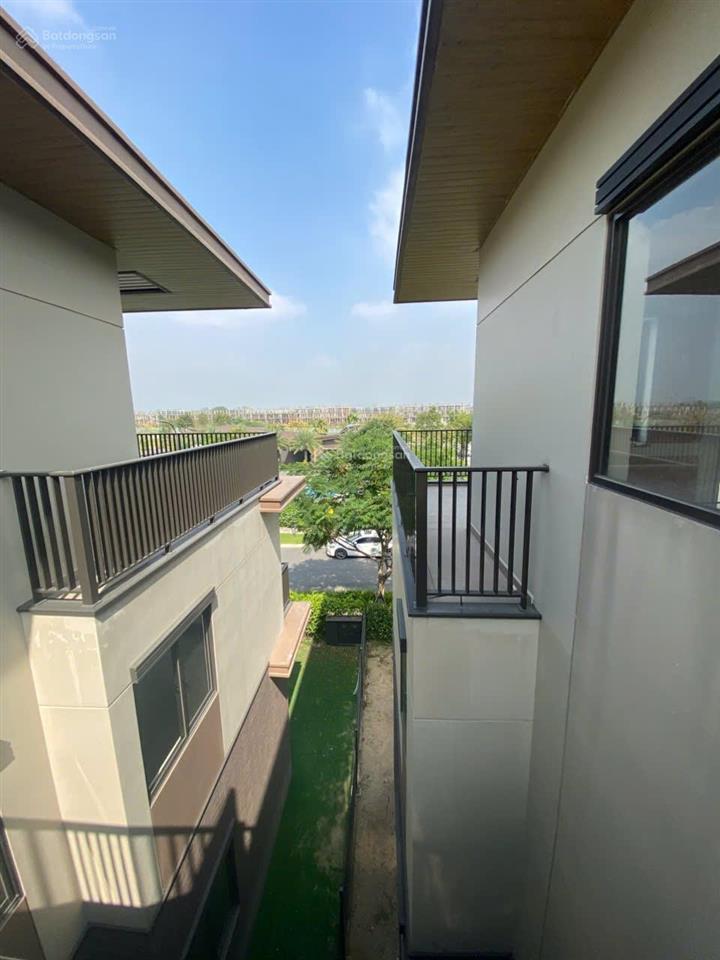 Bán nhà phố vườn izumi canaria  giỏ hàng cđt, chiết khấu đến 11%, thanh toán trong 36 tháng