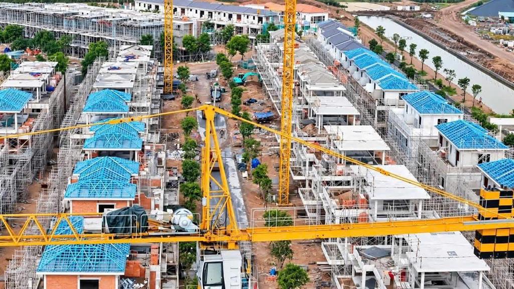 Izumi canaria  biệt thự song lập đối diện clubhouse