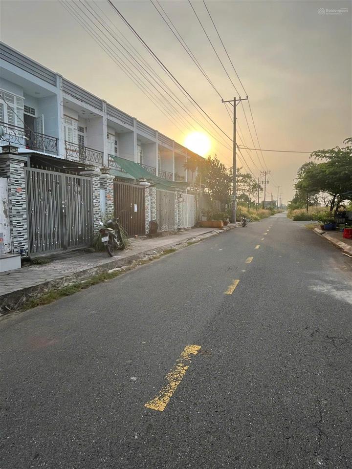 Chỉ 780 tr - 100% thổ - SHR xây dựng tự do KDC Nam Phong Dragon, TL 826, Tân Trạch, Cần