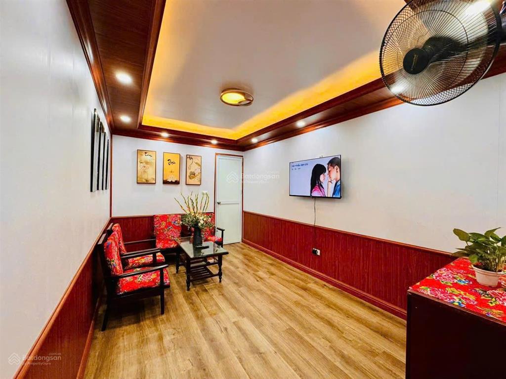 Bán gấp tập thể tầng 1 - 70m2 tại số 5 Ngõ 72, Bùi Ngọc Dương, Q. Hai Bà Trưng