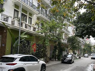 Chính chủ bán liền kề phú lương 63m x 5 tầng  full nội thất ,kinh doanh, văn phòng đỉnh giá 1xtỷ