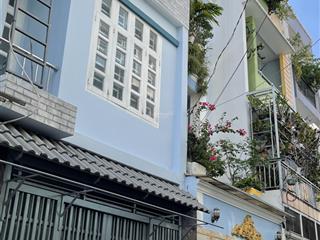 Chợ bình thành chỉ hơn 4 tỷ 48m2 2 tầng 3pn ngay kdc vĩnh lộc cv hồ trái tim