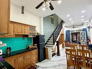 Nguyễn thị tú chủ lixì 200trieu chỉ còn 4,x tỷ 3 tầng 64m2(4x16) 4pn gần lê trọng tấn