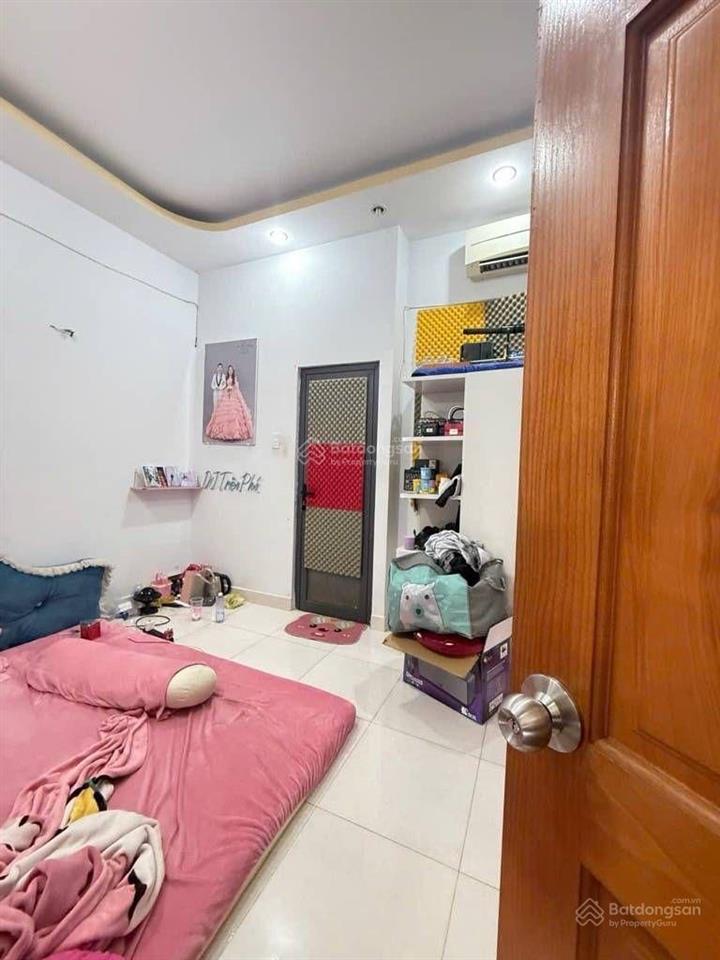 Cuối tân kỳ tân quý nhà 3 tầng, 52m2 (4x13) 4pn chỉ hơn 5 tỷ không lộ giới  hxh 7m