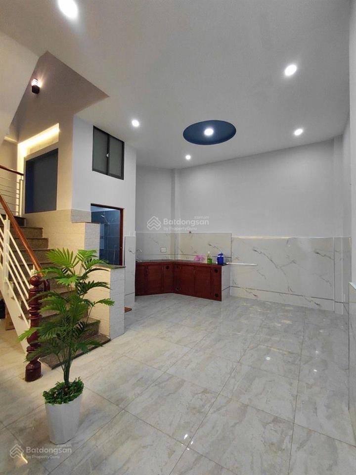 Đường số 9 giáp 26/3 thông celadon 3 tầng 3pn chỉ nhỉnh 5 tỷ ngang 5m