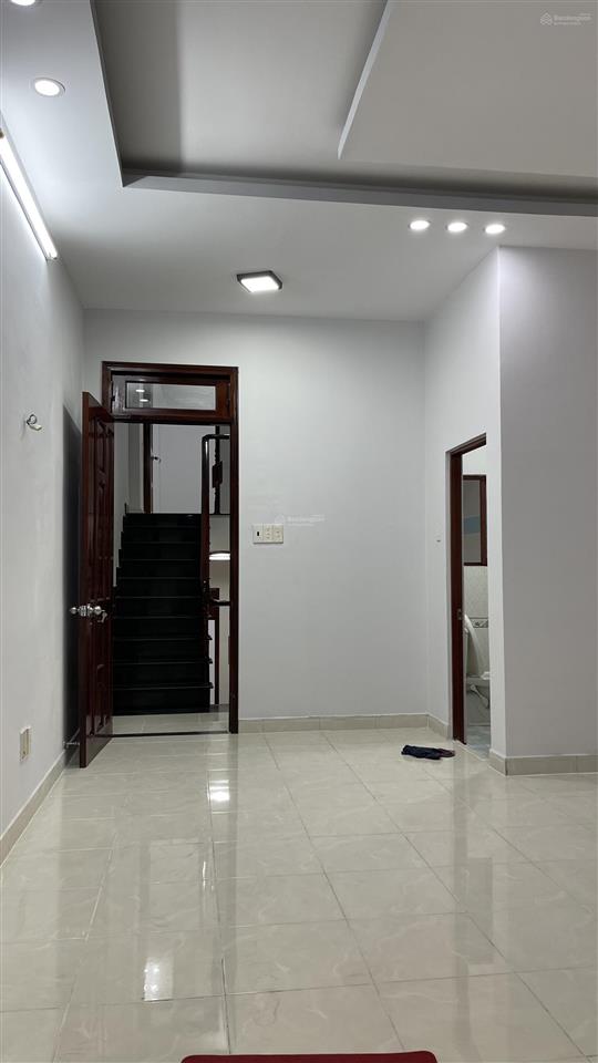 Mặt tiền kinh doanh 80m2(4 x 20) 4 tầng chỉ 5,x tỷ gần trường kim đồng cách ql1a 100m