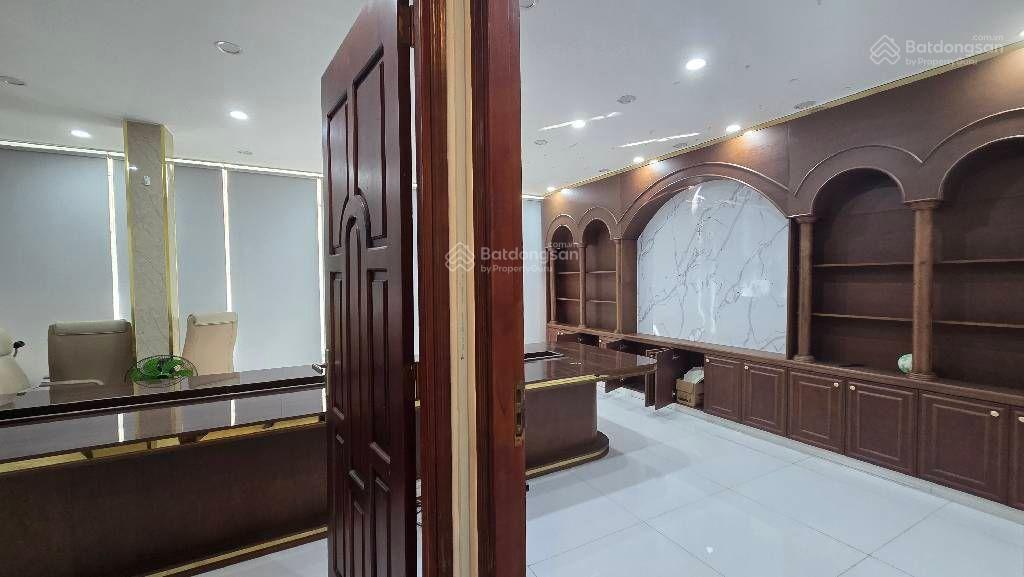 Mặt tiền kinh doanh 8m 4 tầng 80m2 chỉ hơn 7 tỷ gần trường hoàng văn thụ khu dân cư