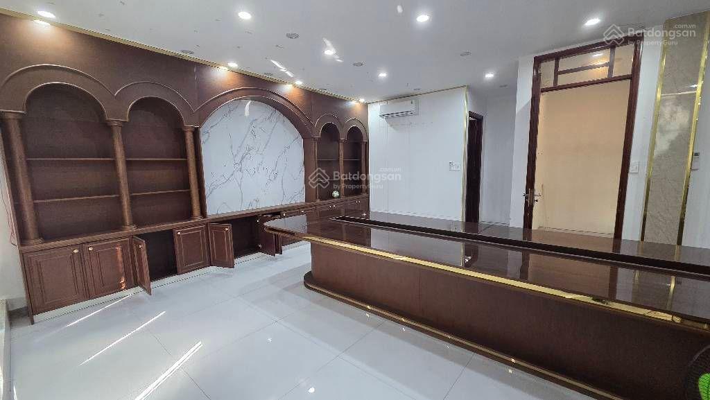 Mặt tiền kinh doanh 8m 4 tầng 80m2 chỉ hơn 7 tỷ gần trường hoàng văn thụ khu dân cư