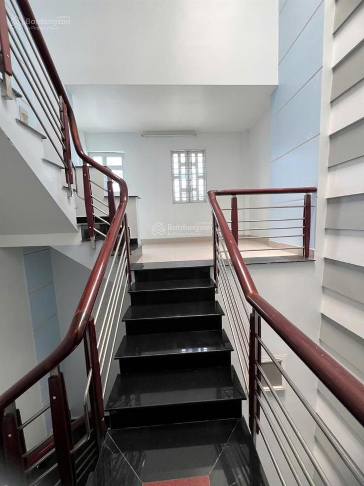 Nhà 5 tầng  ô tô ngủ trong nhà  đường dương đình hội, phước long b, q9  dt 74m2 (4x18)  5.9 tỷ