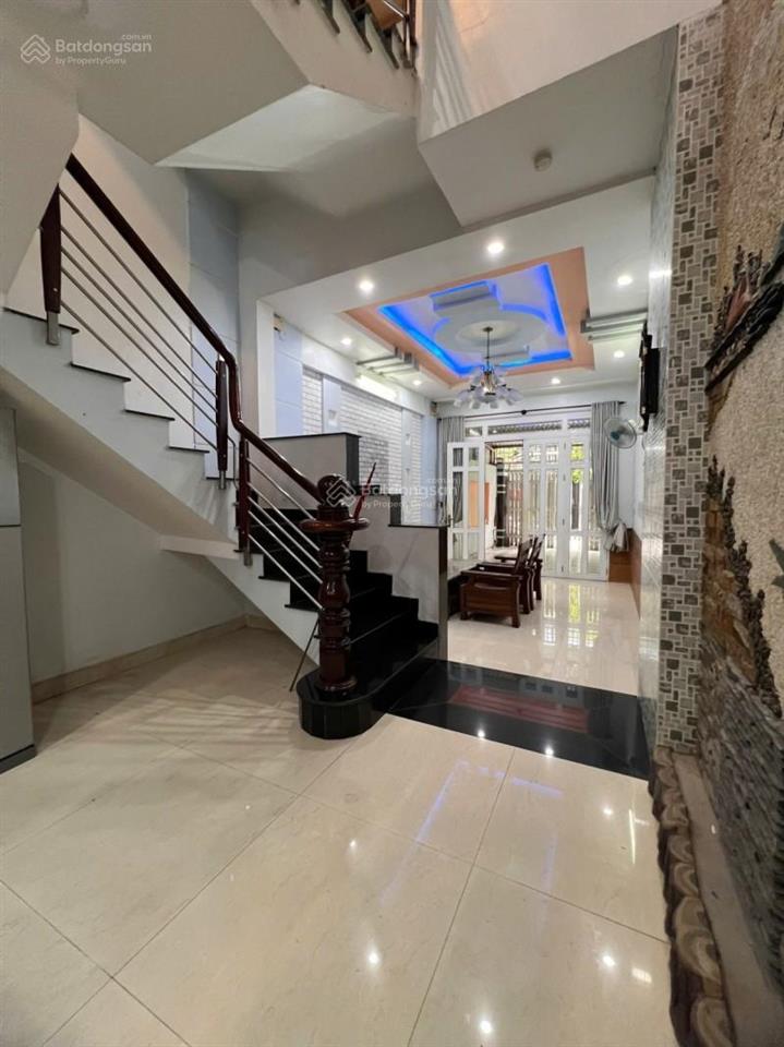 Nhà 5 tầng  ô tô ngủ trong nhà  đường dương đình hội, phước long b, q9  dt 74m2 (4x18)  5.9 tỷ