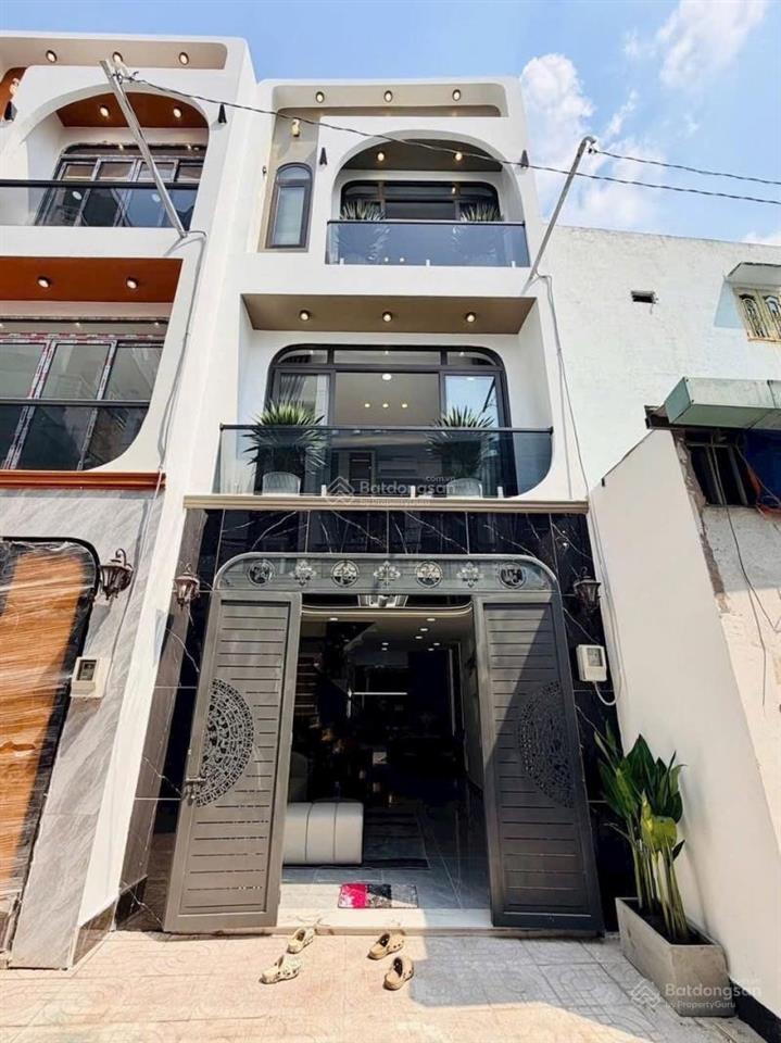 Bán nhà 3 tầng ở ngay, hxh đường võ văn ngân, linh chiểu, thủ đức, dt 47m2 (3.9x11.7), giá 5 tỷ