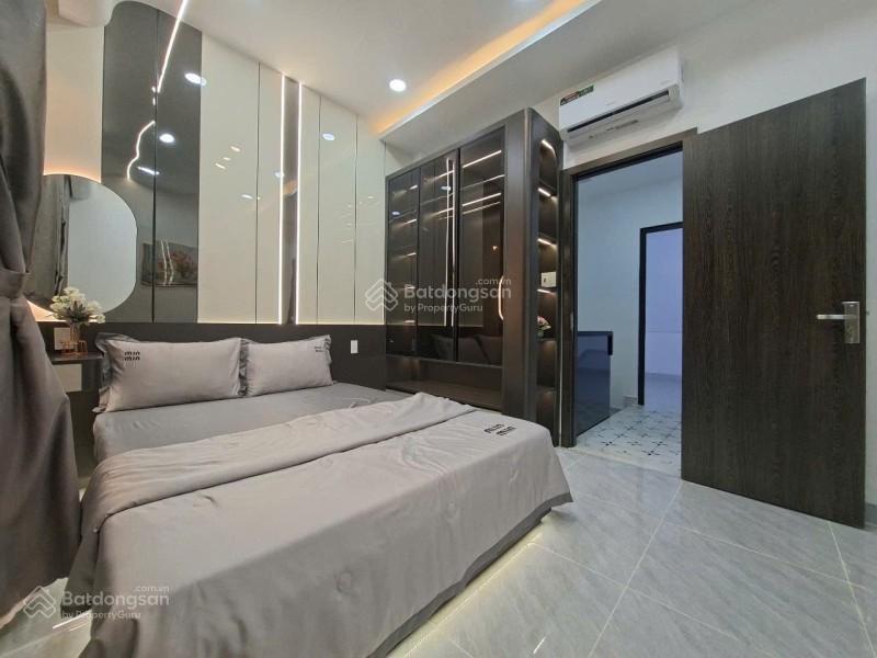 Bán nhà 3 tầng ở ngay, hxh đường võ văn ngân, linh chiểu, thủ đức, dt 47m2 (3.9x11.7), giá 5 tỷ