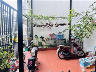 Nhà ở ngay 3 tầng, đường man thiện, phường hiệp phú, quận 9  79m2 (4.7m x 16.5m), giá 6.2 tỷ