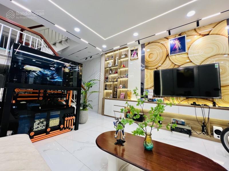 Bán nhà 3 tầng, hxh 6m đường bưng ông thoàn, phường phú hữu, quận 9, dt 66m2  5.6 tỷ