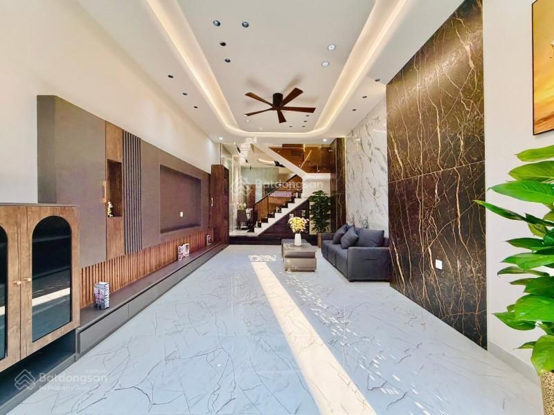 Bán nhà 4 tầng ở ngay, đường lê văn việt, phường hiệp phú, quận 9. dt 56m²  giá 5.5 tỷ
