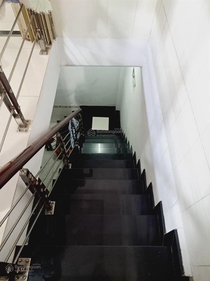 Bán nhà đẹp 4 tầng, đường lã xuân oai, phường tăng nhơn phú a, quận 9. dt 52m2, chỉ 5 tỷ