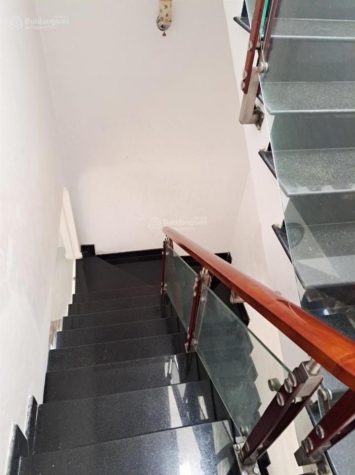 Bán nhà 3 tầng, hxh đường quang trung, phường hiệp phú, quận 9. dt 62m² (4m x 15m), giá chỉ 5,8 tỷ