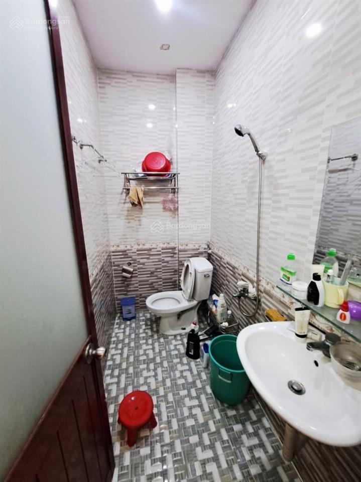 Bán nhà 3 tầng, hxh đường quang trung, phường hiệp phú, quận 9. dt 62m² (4m x 15m), giá chỉ 5,8 tỷ