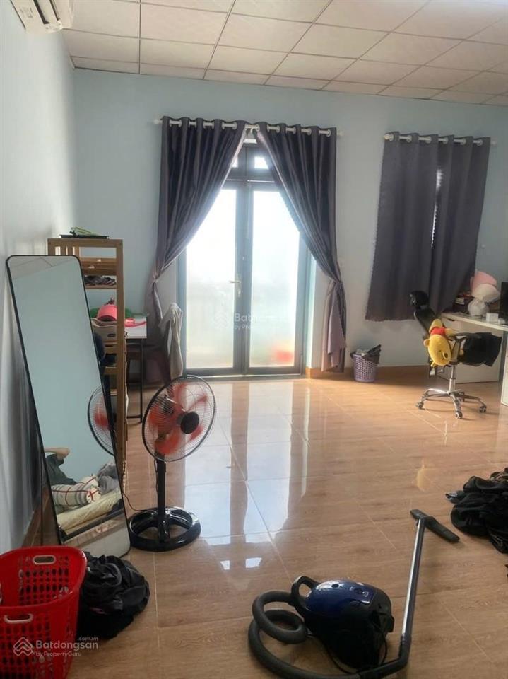 Bán nhà 3 tầng, đường bưng ông thoàn, phường phú hữu, quận 9, dt 75m2  giá chỉ 6 tỷ