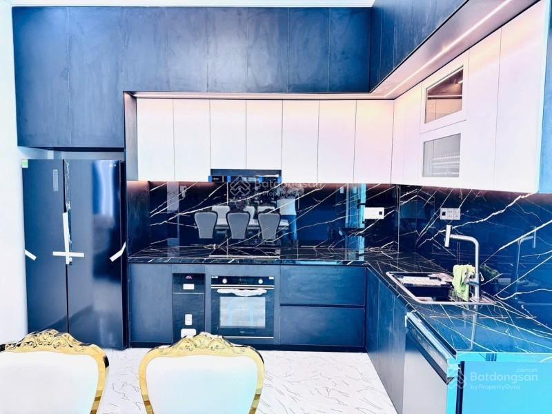Bán nhà 4 tầng, đường bưng ông thoàn, phường phú hữu, quận 9, dt 92m2 (5m x 18m)  chỉ 8 tỷ
