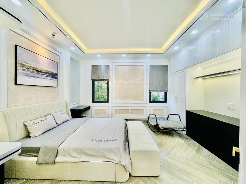Bán nhà 4 tầng, đường bưng ông thoàn, phường phú hữu, quận 9, dt 82m2 (5m x 16m)  chỉ 7.2 tỷ