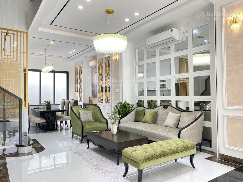 Bán nhà 4 tầng, đường bưng ông thoàn, phường phú hữu, quận 9, dt 82m2 (5m x 16m)  chỉ 7.2 tỷ