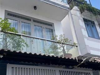 Bán nhà 3 tầng, đường bưng ông thoàn, phường phú hữu, quận 9, dt 72m2 (6m x 12m)  chỉ 6.3 tỷ
