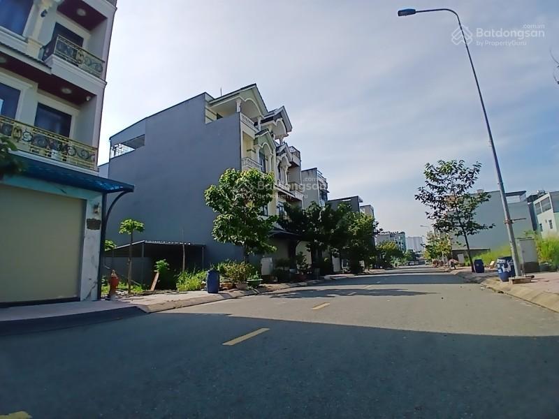Bán nhà phố 5 tầng  thang máy  kdc phú hồng thịnh 9, dĩ an  dt 101m2 (5 x 22)  giá 8.2 tỷ
