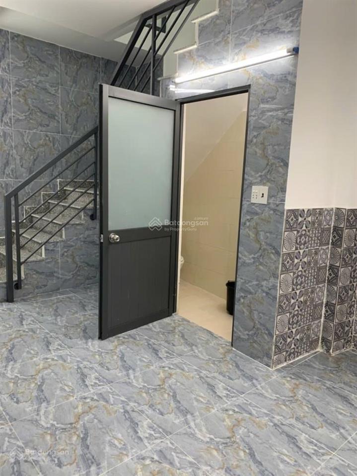 Nhà 2 tầng  ở ngay  hxh đường trần thị điệu, phường phước long b, quận 9, dt 42 m²  giá 3 tỷ