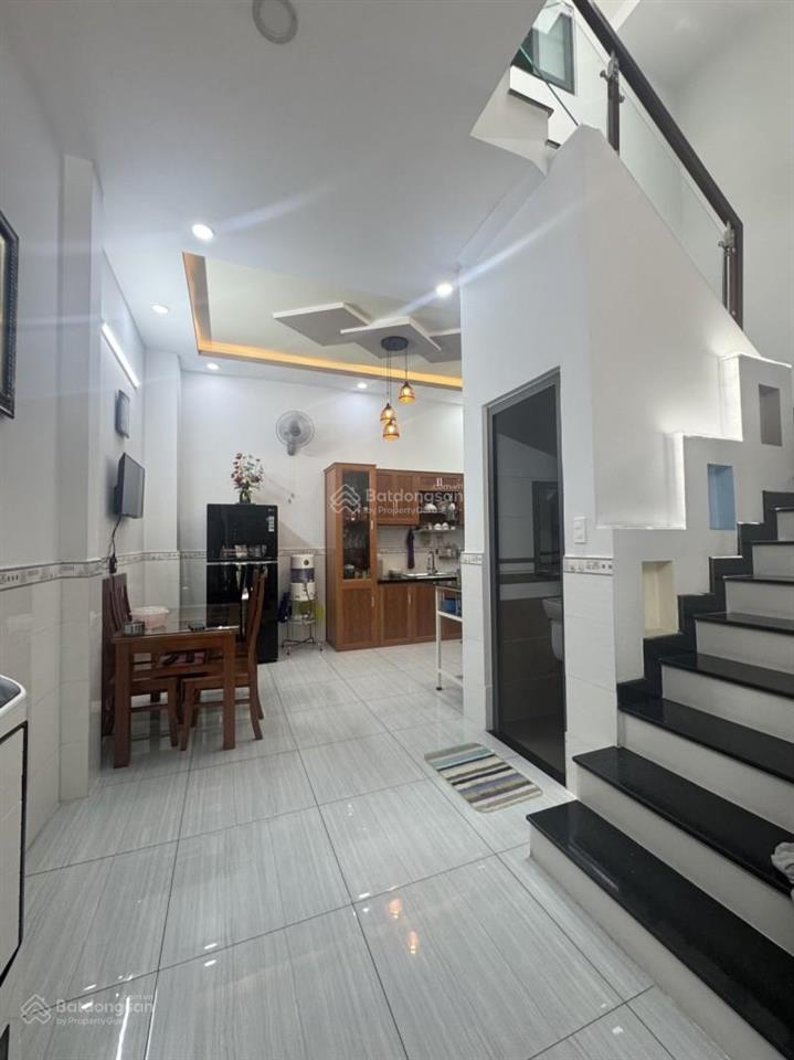 Nhà 3 tầng ở ngay, đường đặng văn bi, phường bình thọ, thủ đức  62m2 (5 x 12)  chỉ 5.2 tỷ
