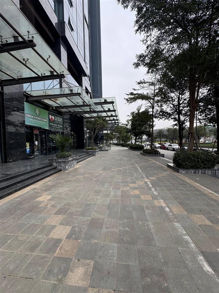 Bán shophouse khối đế sunshine city ciputra, gần trường rugby school (anh quốc). 145m2  25 tỷ